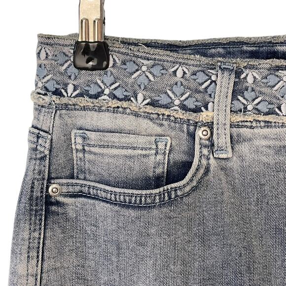 NYDJ Slim Bootcut Light Wash Embroidered Waistband Raw Hem Denim Jeans 0 - Picture 2 of 6